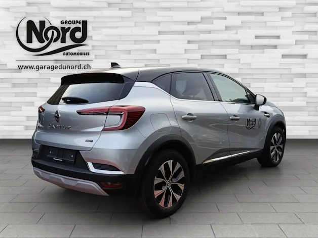 Renault Captur 1.6 E-Tech techno