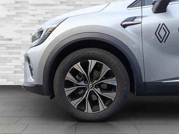 Renault Captur 1.6 E-Tech techno