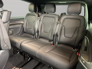 Fahrzeugbild MERCEDES-BENZ V 300 d Swiss Ed. lang 4matic Van