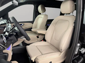 Fahrzeugbild MERCEDES-BENZ V 300 d Swiss Ed. lang 4matic Van