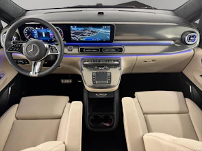 Fahrzeugbild MERCEDES-BENZ V 300 d Swiss Ed. lang 4matic Van