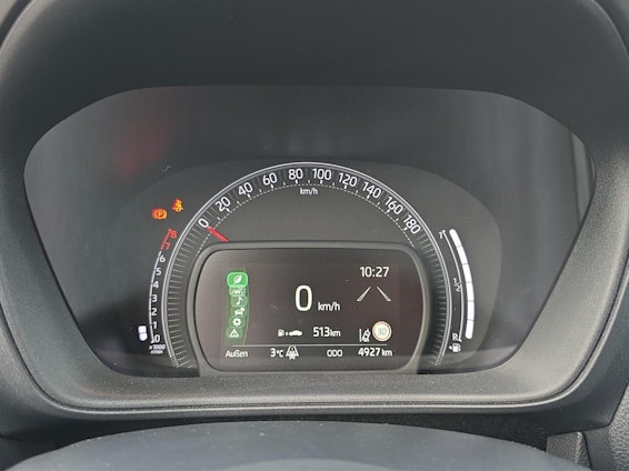 Vehicle image 6 Vehicle image 6