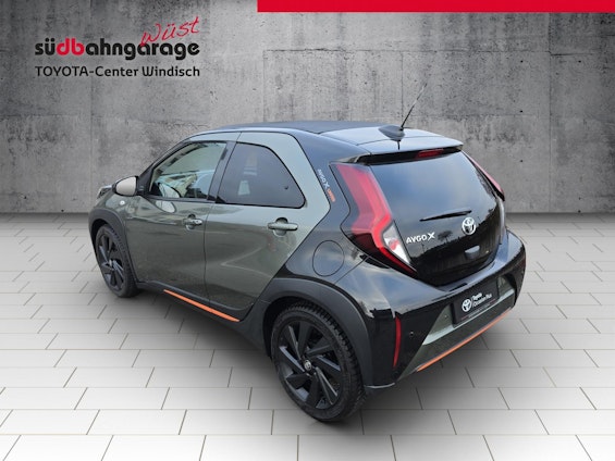 Vehicle image 11 Vehicle image 11