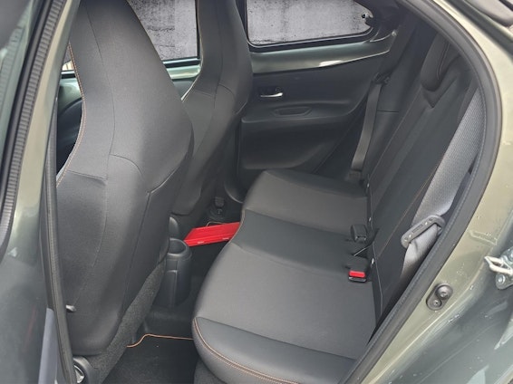 Vehicle image 9 Vehicle image 9