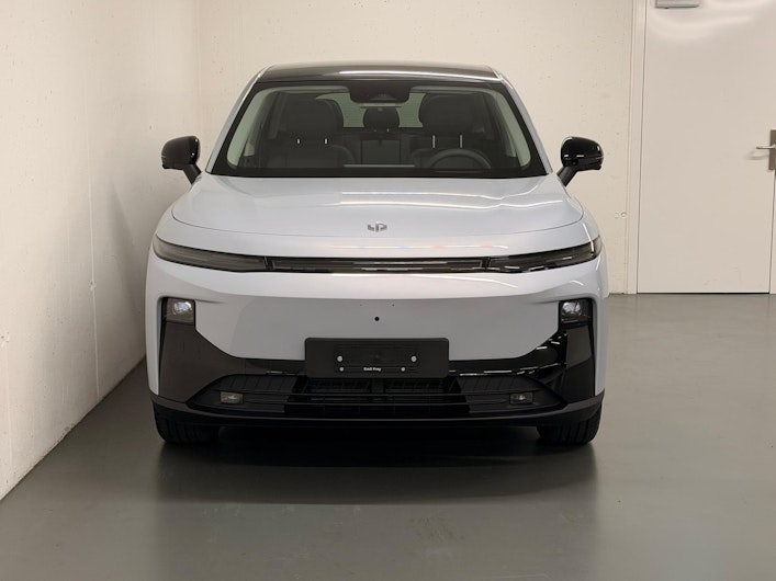 Vehicle image LEAPMOTOR B10