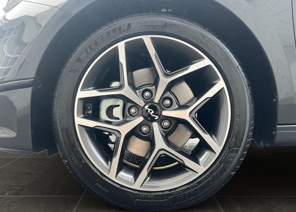 Fahrzeugbild 19 Fahrzeugbild 19