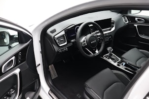 Vehicle image KIA Ceed SW 1.5 T-GDi MHEV GT-Line