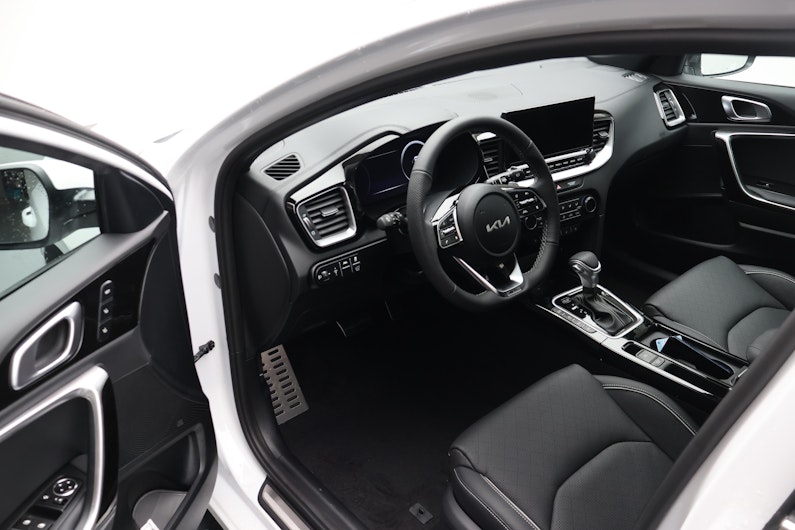 Vehicle image KIA CEED