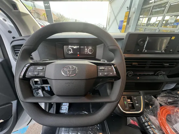 Toyota PROACE Kab.-Ch. L1 75KWh