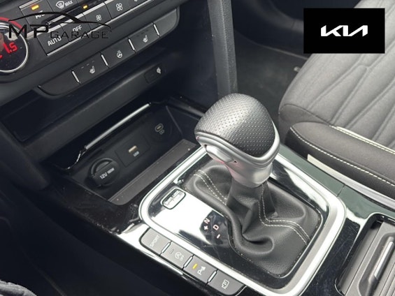 Vehicle image 11 Vehicle image 11