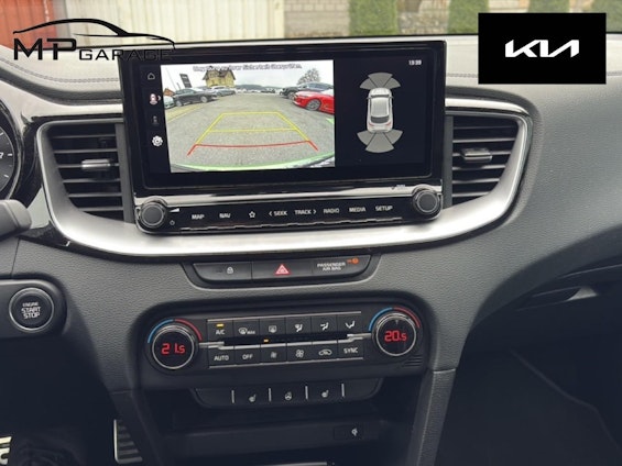 Vehicle image 10 Vehicle image 10