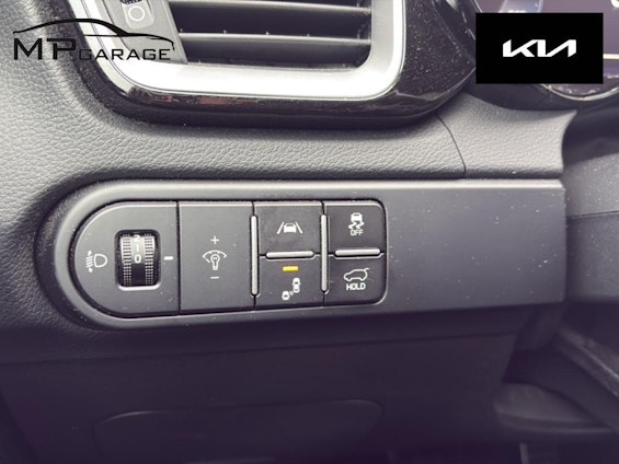 Vehicle image 12 Vehicle image 12