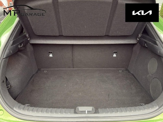 Vehicle image 5 Vehicle image 5