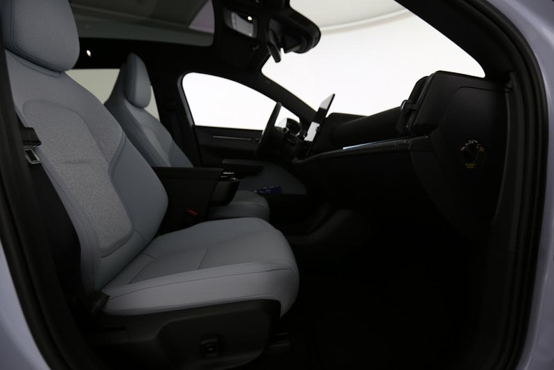 Vehicle image VOLVO EX 30