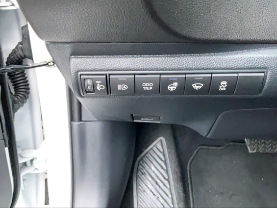 Vehicle image 13 Vehicle image 13