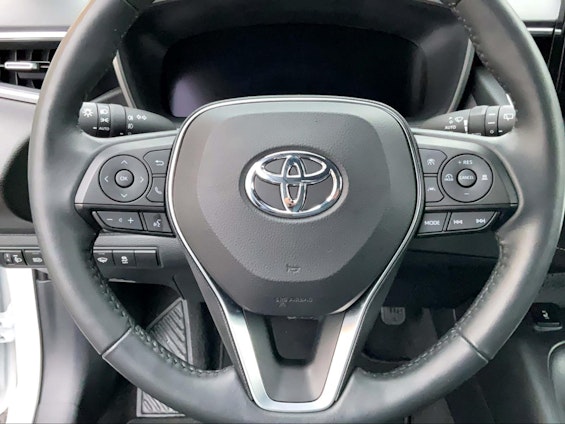 Vehicle image 14 Vehicle image 14