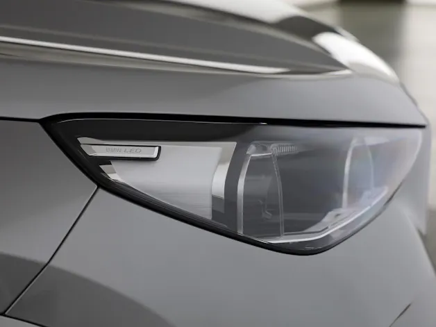 BMW X1 30e xDrive paddles
