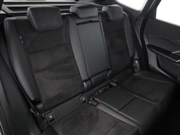BMW X1 30e xDrive paddles