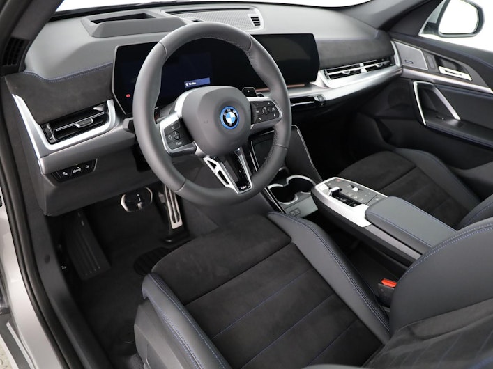 Vehicle image BMW X1