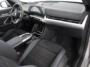BMW X1 30e xDrive paddles