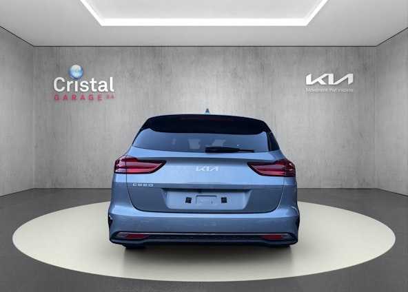 Vehicle image 4 Vehicle image 4