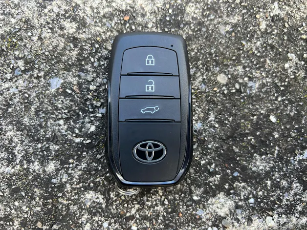 Toyota Land Cruiser 2.8 D 48V Invincible