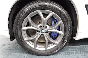 Vehicle image BMW X5 45e xDrive SAG