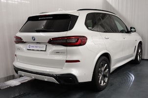 Vehicle image BMW X5 45e xDrive SAG