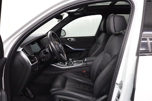 Vehicle image BMW X5 45e xDrive SAG