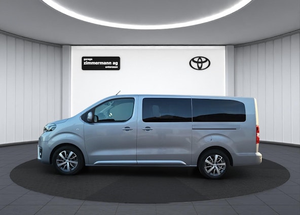 Vehicle image 10 Vehicle image 10