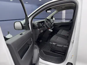 Opel Vivaro-e Cargo 75kWh Energize Your Business