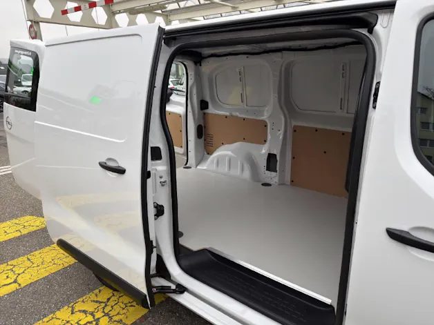 Opel Vivaro-e Cargo 75kWh Energize Your Business
