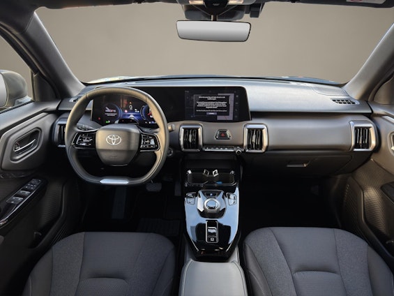 Vehicle image 9 Vehicle image 9