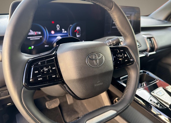 Vehicle image 10 Vehicle image 10