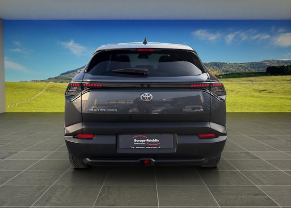 Vehicle image 3 Vehicle image 3