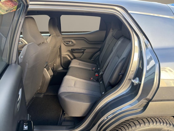 Vehicle image 11 Vehicle image 11