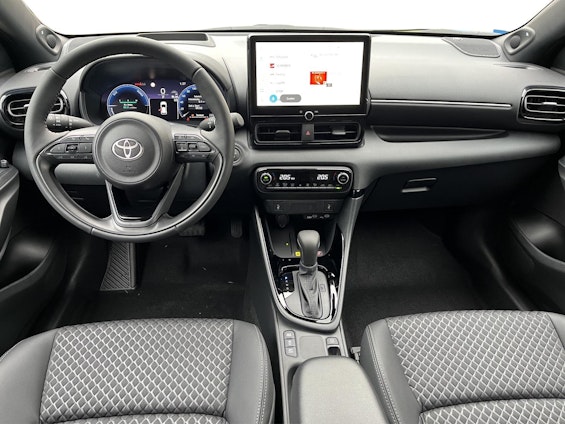 Vehicle image 4 Vehicle image 4