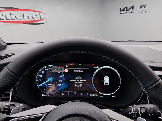 Vehicle image 11 Vehicle image 11