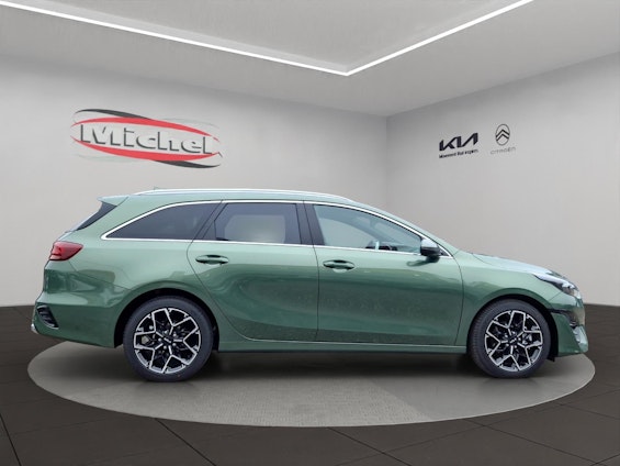 Vehicle image 6 Vehicle image 6