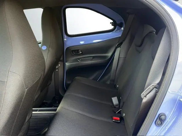 Toyota Aygo X 1.5 VVT-i HSD Trend