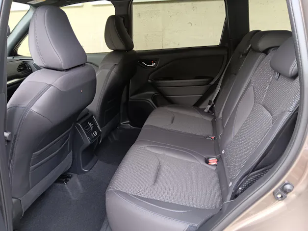 Subaru Forester Station 2.0i e-Boxer Swiss Plus