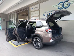 Subaru Forester Station 2.0i e-Boxer Swiss Plus