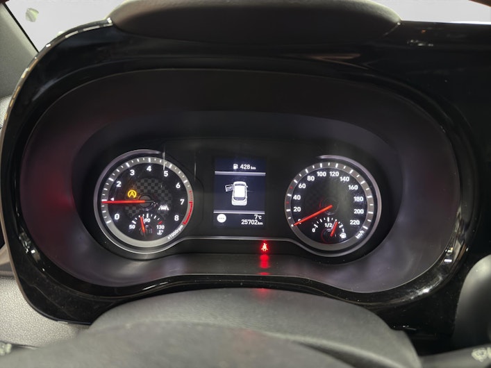 Vehicle image HYUNDAI i10