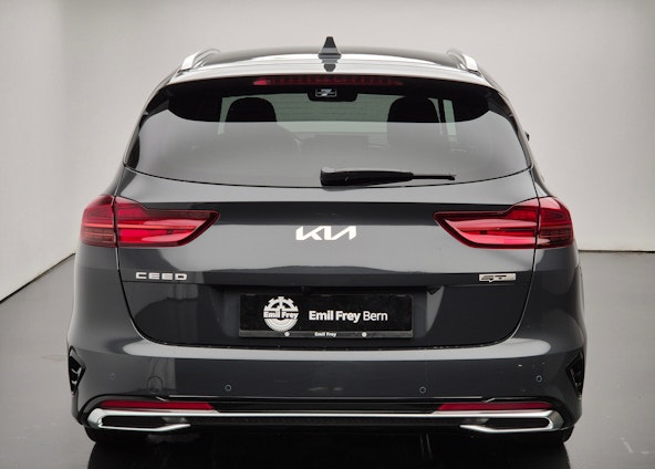 Vehicle image 19 Vehicle image 19