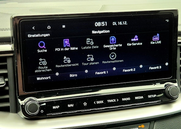 Vehicle image 9 Vehicle image 9