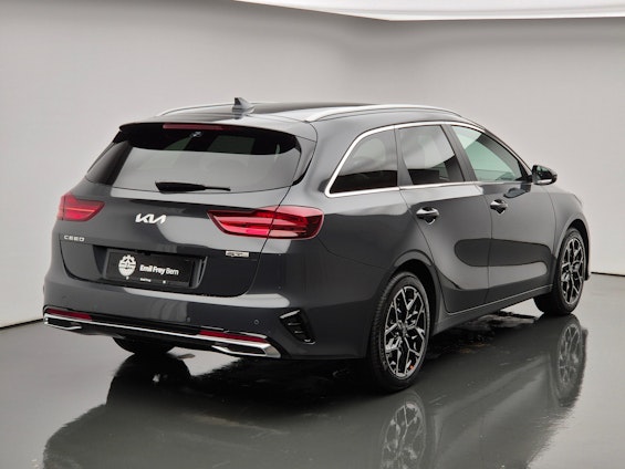 Vehicle image 2 Vehicle image 2