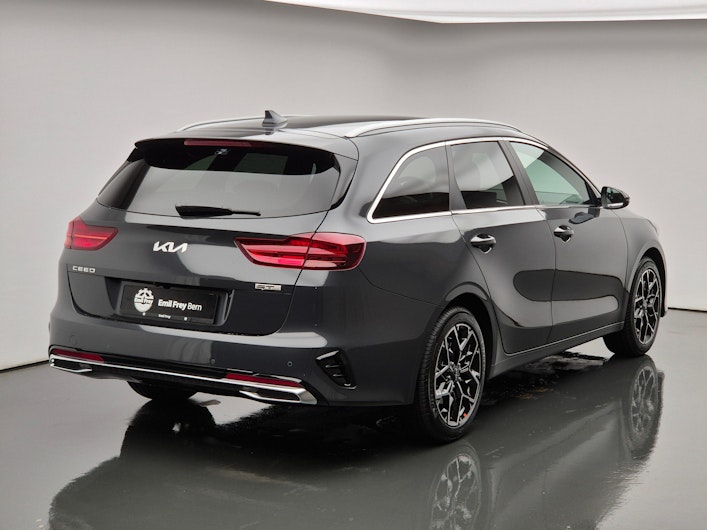 Vehicle image KIA CEED