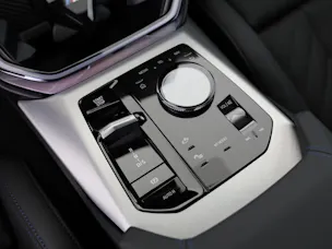 BMW X3 M50i