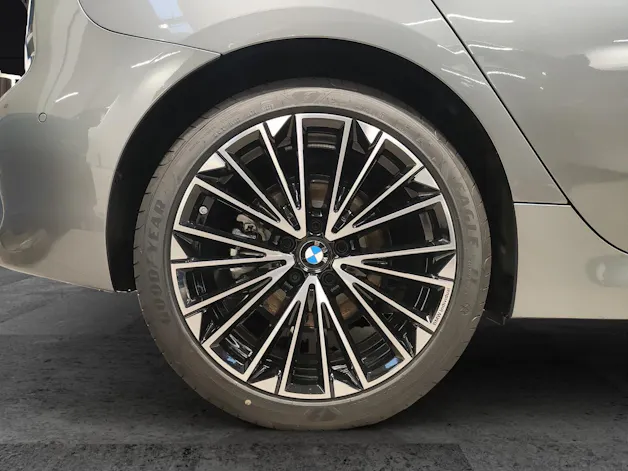 BMW 223d xDrive Active Tourer