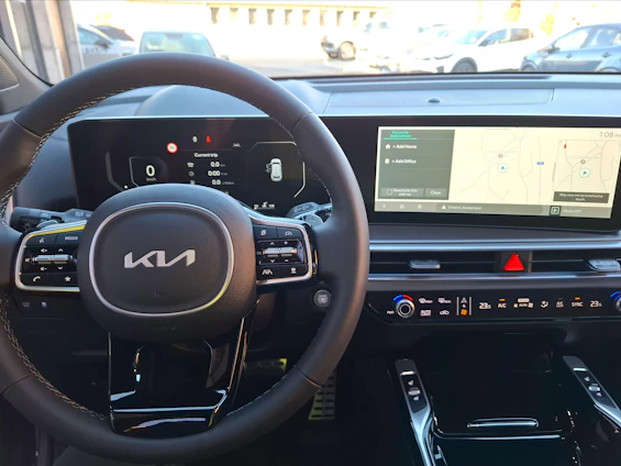 Vehicle image 9 Vehicle image 9